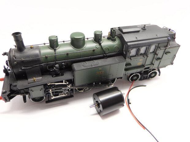 micromotor HRI004 ombouwset Rivarossi BR 77, K. Bay. Sts. B. PT 3/6, Pfalz P5