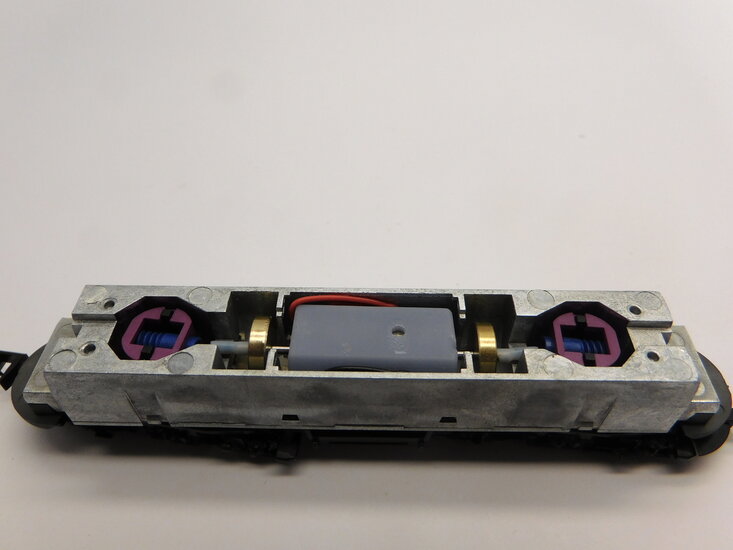 micromotor NA042F motor ombouwset voor Arnold E 03, BR 103, BR 127, BR 152, BR 750, RENFE / AVE / ARCO S 252, CP LE 5600 Motor met vliegwielen en slangkoppelingen