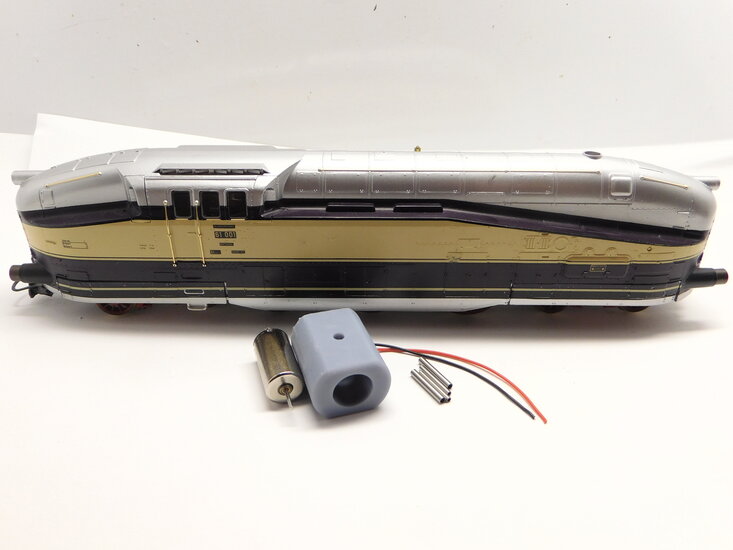 Micromotor HLM007 Lima Rivarossi BR 61, Henschel-Wegmann-Zug