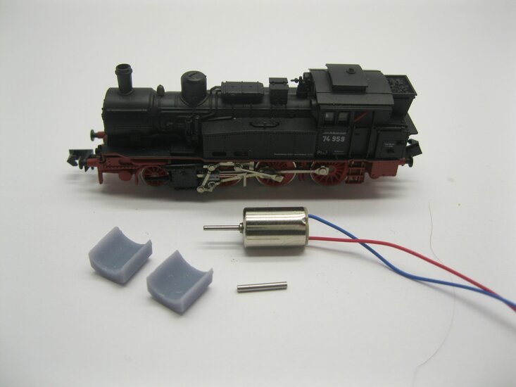 micromotor NA022 Glockenankermotor Umbausatz f&uuml;r Arnold BR 74, K.P.E.V. T12, &Ouml;BB Reihe 674, SNCF 130 TC, SNCB Reeks 96