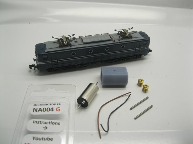 micromotor NA004G Glockenankermotor Umbausatz f&uuml;r Arnold NS 1300, SNCF CC 7000, DB E03, BR 220.1, FP 9, Re 4/4 (old model)