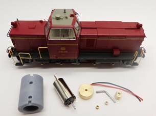 micromotor HR017C motor ombouwset voor: Roco V36, V65, BR 265, BR 64, BR 74, BR 93, BR 236, KPEV T12, ÖBB Rh 93, Rh 1161, CSD Rh 354.4 Rh 431, micromotor HR017C motor ombouwset voor: Roco V36, V65, BR 265, BR 64, BR 74, BR 93, BR 236, KPEV T12, ÖBB Rh 93, Rh 1161, CSD Rh 354.4 Rh 431,