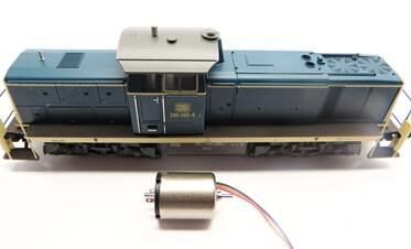 micromotor HMT001 motor ombouwset voor Märklin / Trix BR 290 / V 90 (Softdrive-Sinus) Motor Märklin 103045, Trix E230562 (Softdrive-Sinus) micromotor HMT001 motor ombouwset voor Märklin / Trix BR 290 / V 90 (Softdrive-Sinus) Motor Märklin 103045, Trix E230562 (Softdrive-Sinus)