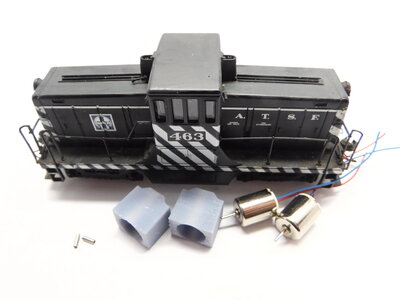 micromotor HBA001 voor Bachmann GE 44 Ton Switcher (oude - 2 motor versie)